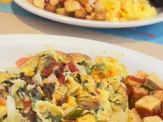 Proino Breakfast & Lunch