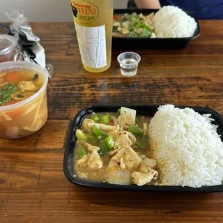S1 TOM YUM SOUP