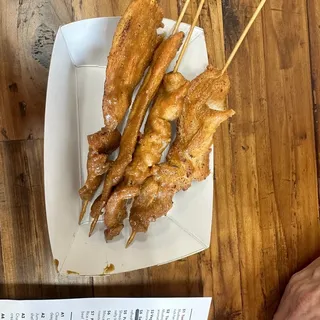 A6 CHICKEN SATAY (4 PCS)