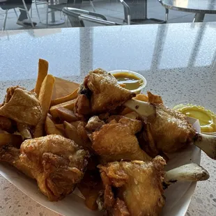 6 piece wings and fries with honey mustard