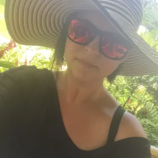 Lisa L.