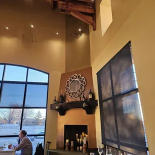 SAVOY BAR &amp; Grill
