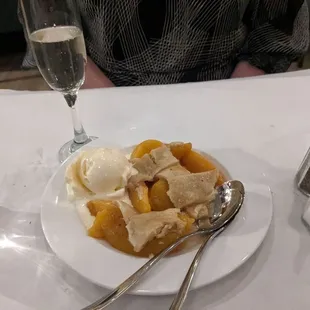 Peach Cobbler al a mode
