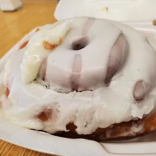 Cinnamon roll