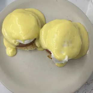 Eggs Benedict