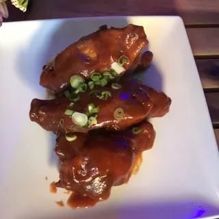 Savvy Wings