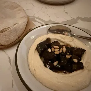 Hummus with wagyu beef