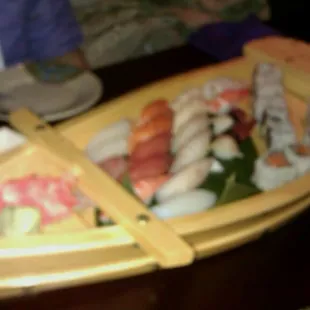 food, sushi and sashimi, sushi, sashimi