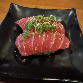 Garlic Tuna Sushi