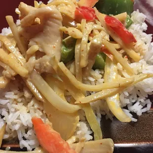 Peanut curry with Chicken: mostly peppers &amp; bamboo shoots &amp; lots of rice