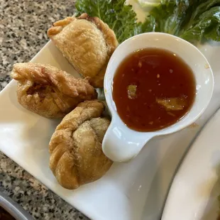 Curry puffs (we ate 2 of the pieces)