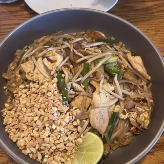 Pineapple Pad Thai