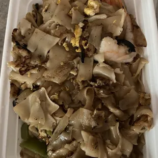 12. Pad Kee Mao Noodle ($11)