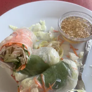 3. Supenn's Fresh Spring Rolls
