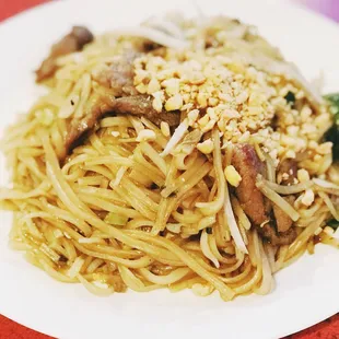 Beef pad Thai