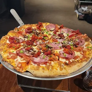 Chuck's Pizza (Large)