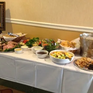 Luncheon buffet