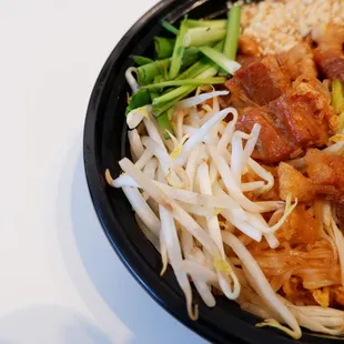 Pad Thai with crispy pork