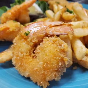 Crispy mixed seafood platter