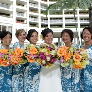We shared our basic ideas and trusted Lynn's expert judgment to add whatever she thought would look best.  The bouquets were breathtaking!