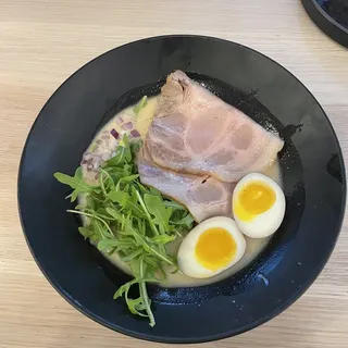 Ajitama