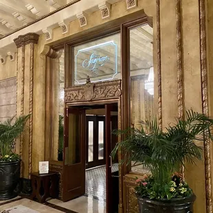 Sazerac Bar entrance in the Roosevelt Hotel