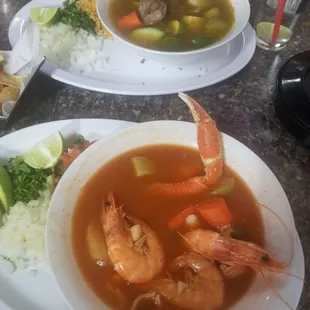 7 mares Spup and Caldo de Res.