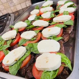 Filet mignon Caprese