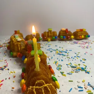 Children Menu: "Train Pound Cake"