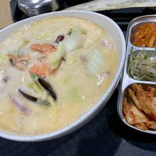 Creamy Seafood Noodles