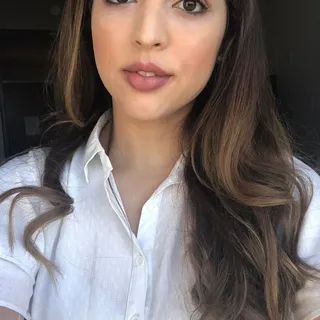 Daniela R.
