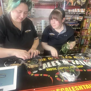 Sabrina &amp; Sabrina getting Poppy all set up!