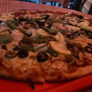 Small veggie pizza