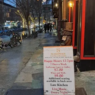 Happy hour 7 days a week