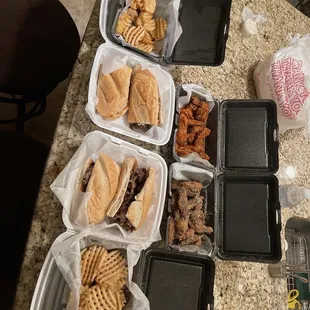 Togo til 2am 7 days a week