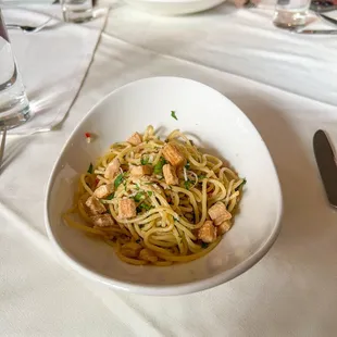 Spaghetti w/ Cracklings &amp; Hot Pepper