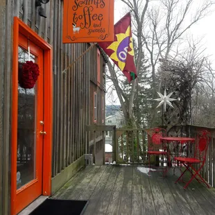 Entrance and outdoor seating