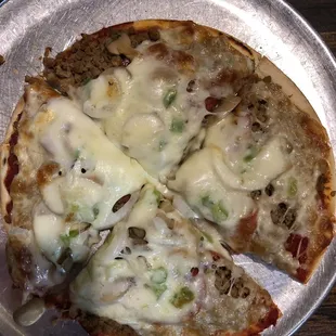 Combo pizza (sausage, pepperoni, onions, peppers &amp; mushrooms)