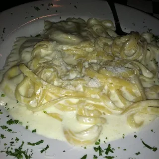 Fettuccine Alfredo