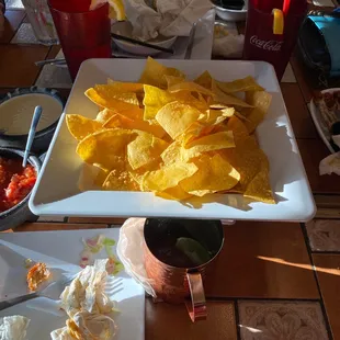 food, nachos