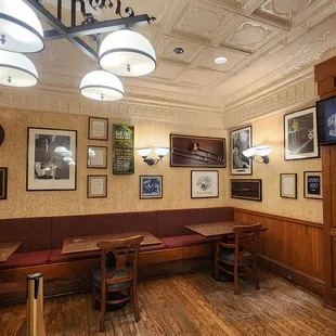 sushi and sashimi, interior