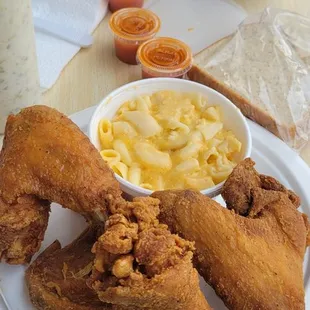 Fried chicken with Mac n chz