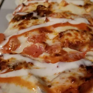 Buffalo chicken flatbread.