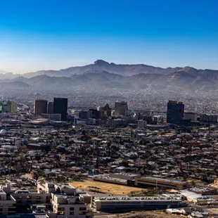 El Paso Scenic Drive outlook at Murchison Rogers Park