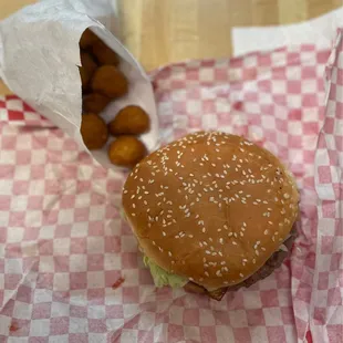 Pepperjack Dempsey Burger &amp; Fried Mushrooms