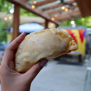 Mami&apos;s Empanada