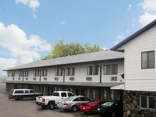 Harlan Inn & Suites