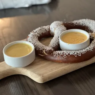 Jumbo Pretzel