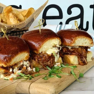 Smokey pork sliders