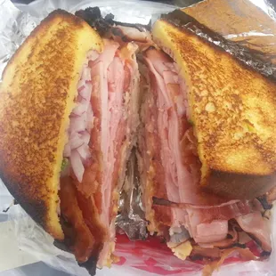 20160505 hot special: Hot Brown Sandwich - sold out at 12:40